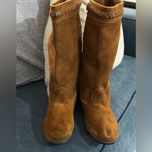 Vintage Minnetonka brown suede leather tall moccasin boots